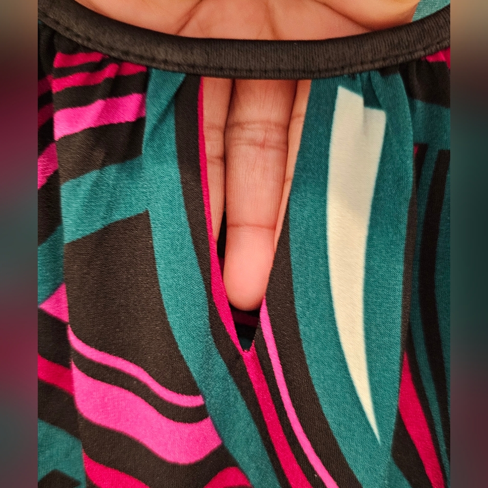 Worthington Abstract Print Multi-color Top, GUC, Size 2X - Picture 8 of 11